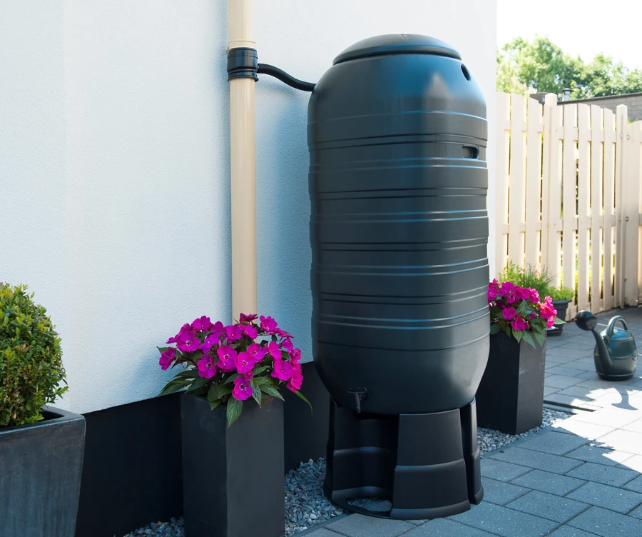 Regenton 250L Kunststof 'slimline' - Groen H121x50x50cm - Nature 6 Regenton 250L Kunststof 'slimline' - Groen H121x50x50cm - Nature - Image 4