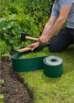 Tuinborderrand PE Groen 3mm - 10x0,15m - Nature -uinbenodigdheden Verkoop 2024 tuinborderrand pe groen 3mm 10x0 15m nature 4
